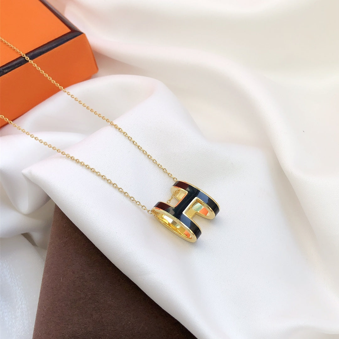 [Rosla]HM CLIC BLACK ENAMEL GOLD NECKLACE