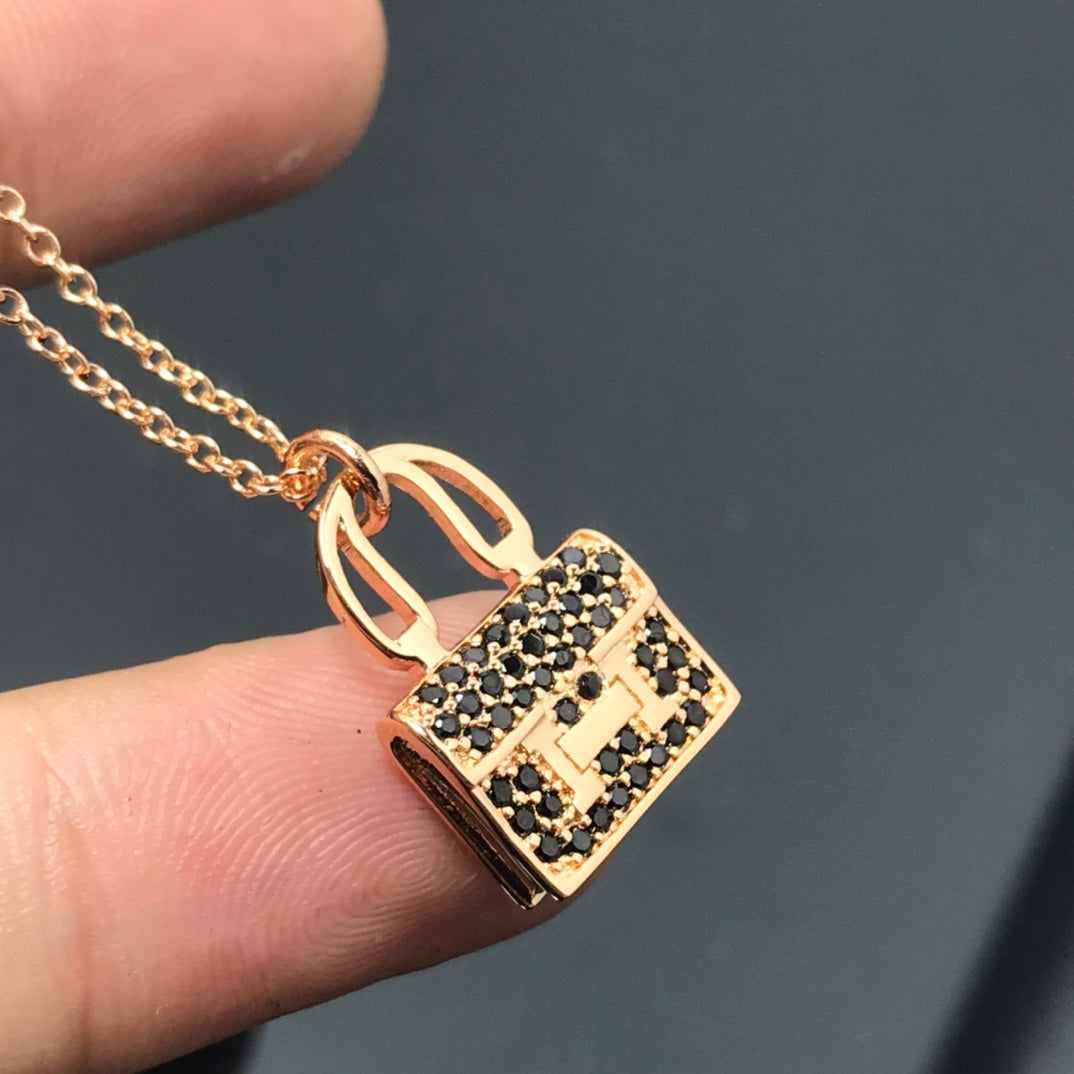 [Rosla]HM NECKLACE ARRIVAL BLACK DIAMOND