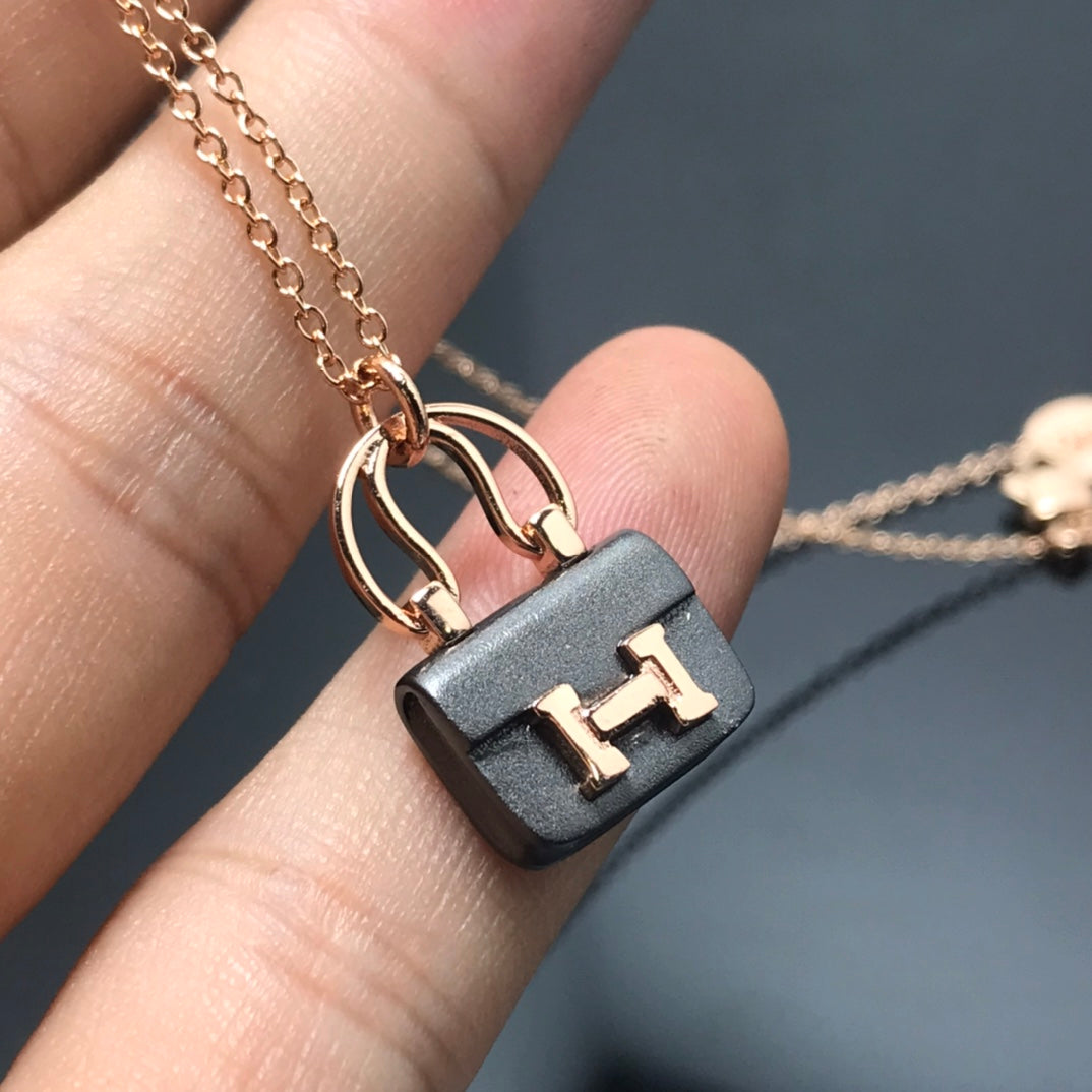 [Rosla]WOMEN'S HM AMULETTES CONSTANCE PENDANT NECKLACE