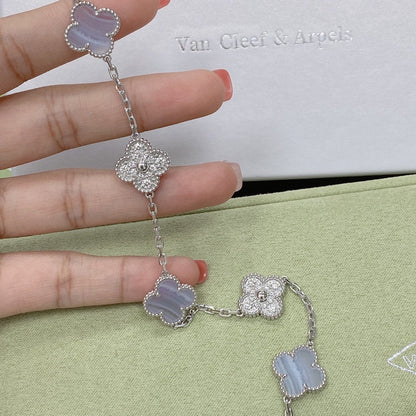 [Rosla] CLOVER 5 MOTIF PURPLE CHALCEDONY BRACELET COLLECTION