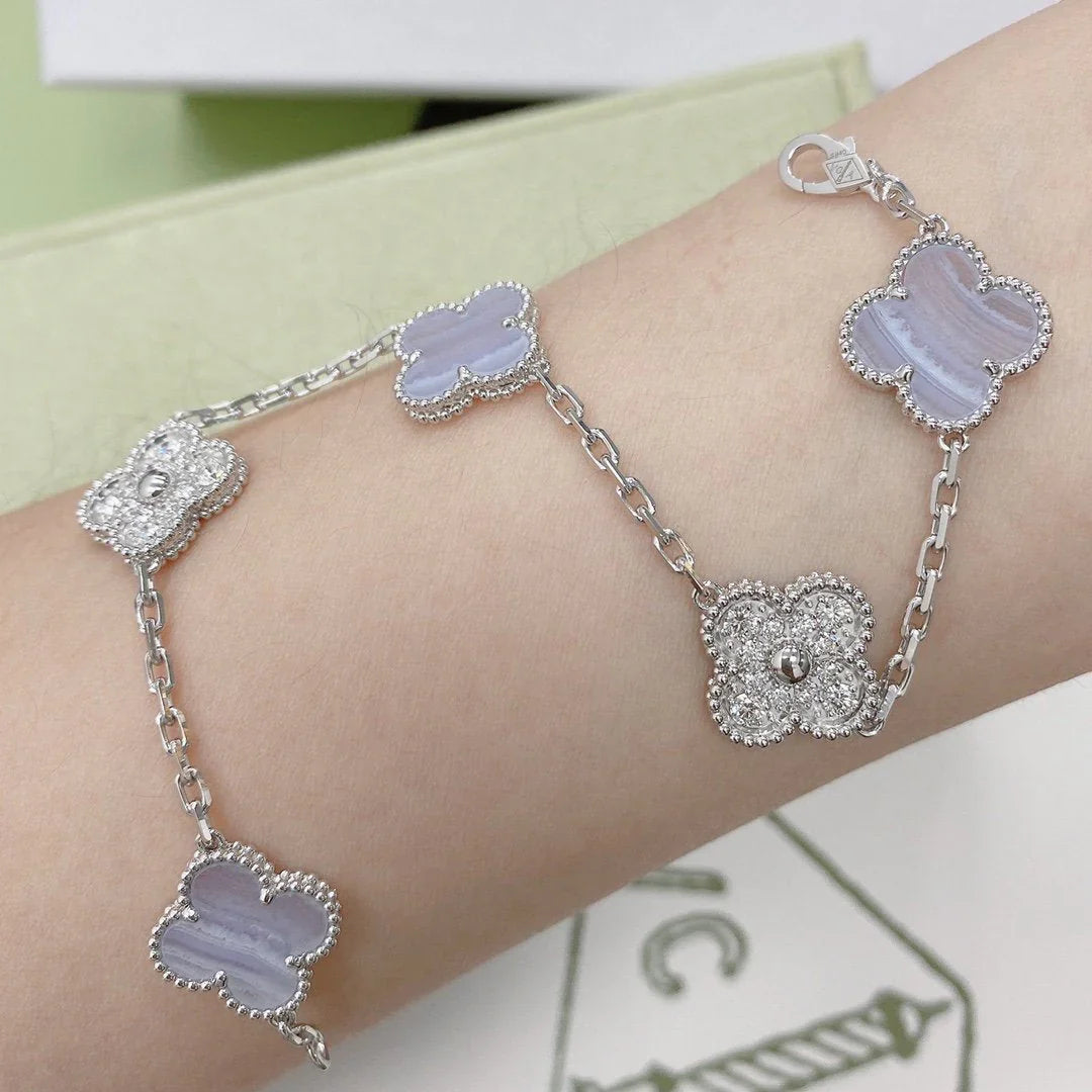 [Rosla] CLOVER 5 MOTIF PURPLE CHALCEDONY BRACELET COLLECTION