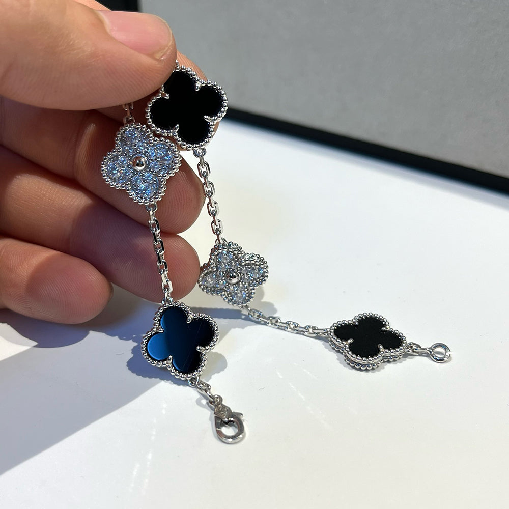 [Rosla] CLOVER 5 MOTIF ONYXS BRACELET COLLECTION