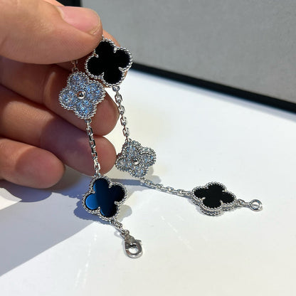 [Rosla] CLOVER 5 MOTIF ONYXS BRACELET COLLECTION