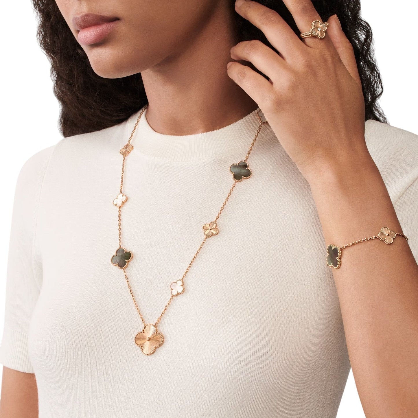 [Rosla]DETACHABLE CLOVER 15(11+4) FLOWER ROSE GOLD NECKLACE SET