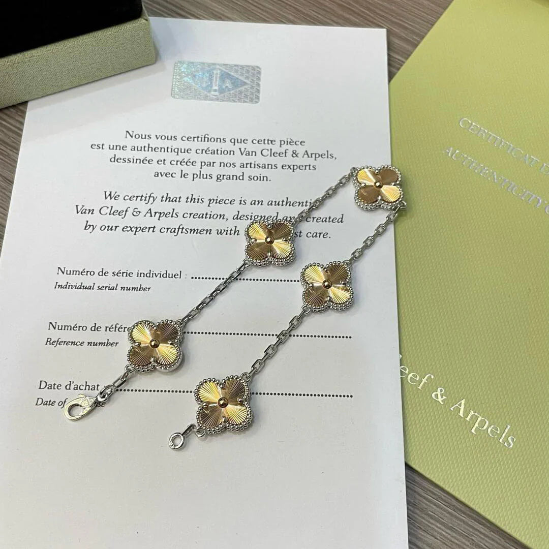 [Rosla] CLOVER 5 MOTIF LASER BRACELET COLLECTION