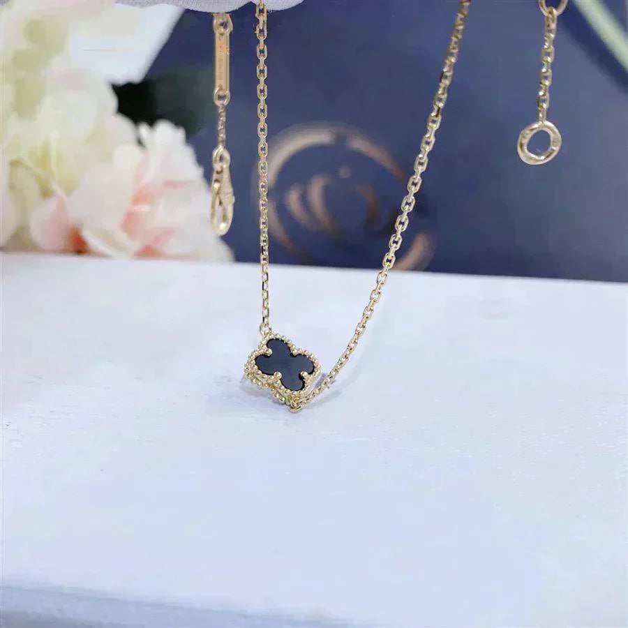 [Rosla]CLOVER ONYX SINGLE FLOWER BRACELET
