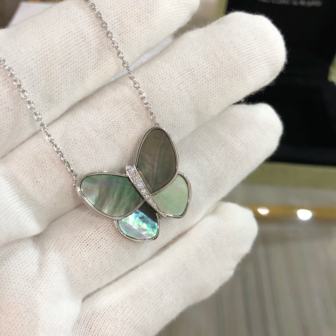 [Rosla]LARGE BUTTERFLY SILVER PENDANT DIAMOND NECKLACE