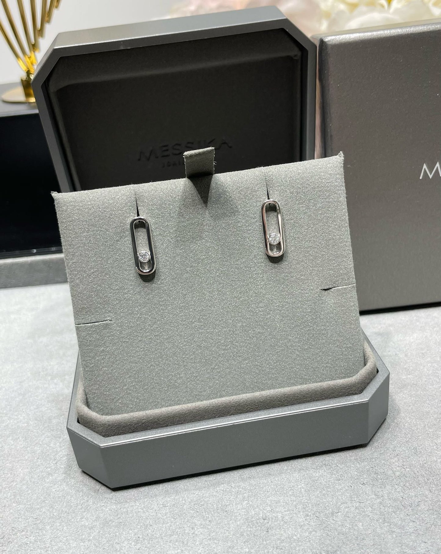 [Rosla]MOVE UNO SMALL 1 DIAMOND EARRINGS