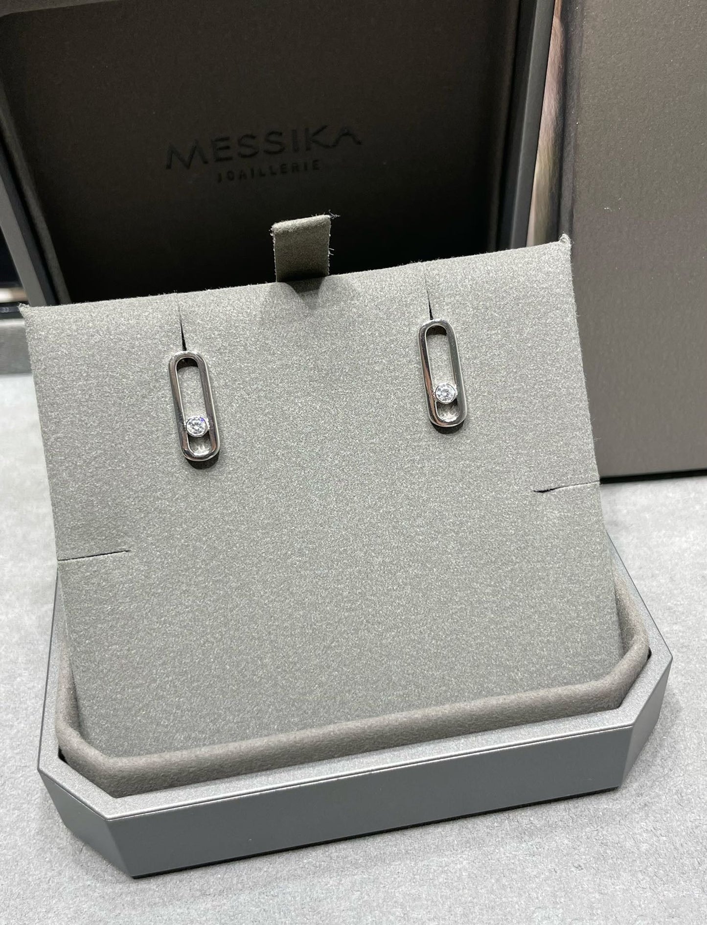 [Rosla]MOVE UNO SMALL 1 DIAMOND EARRINGS