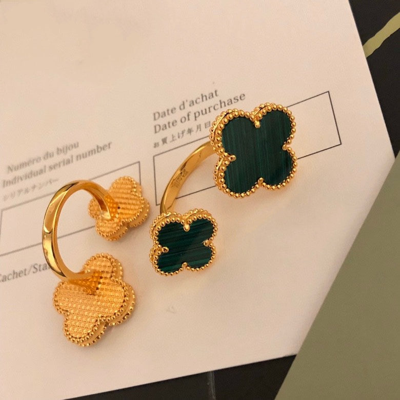 [Rosla]CLOVER BETWEEN THE FINGER RING