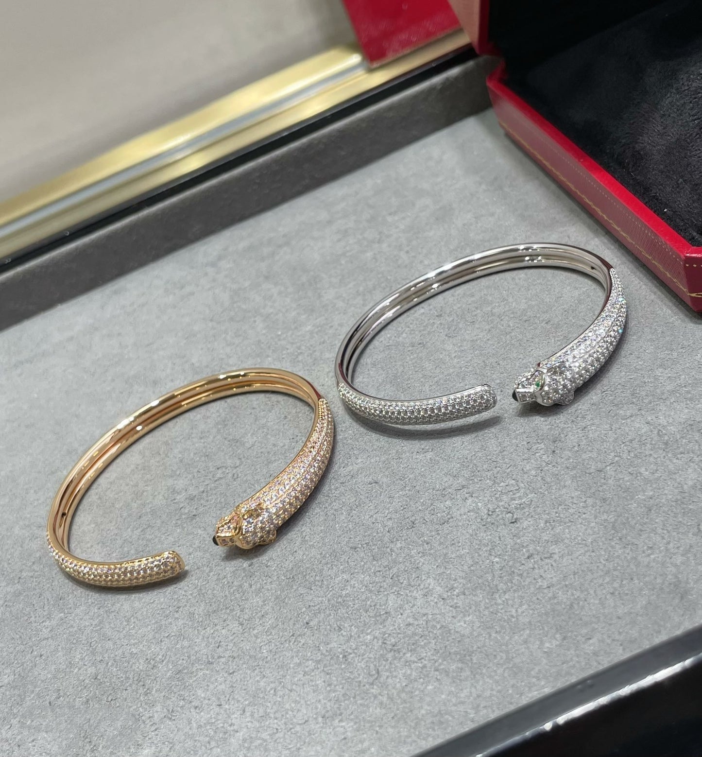 [Rosla]PANTHERE FULL DIAMOND OPEN BRACELET