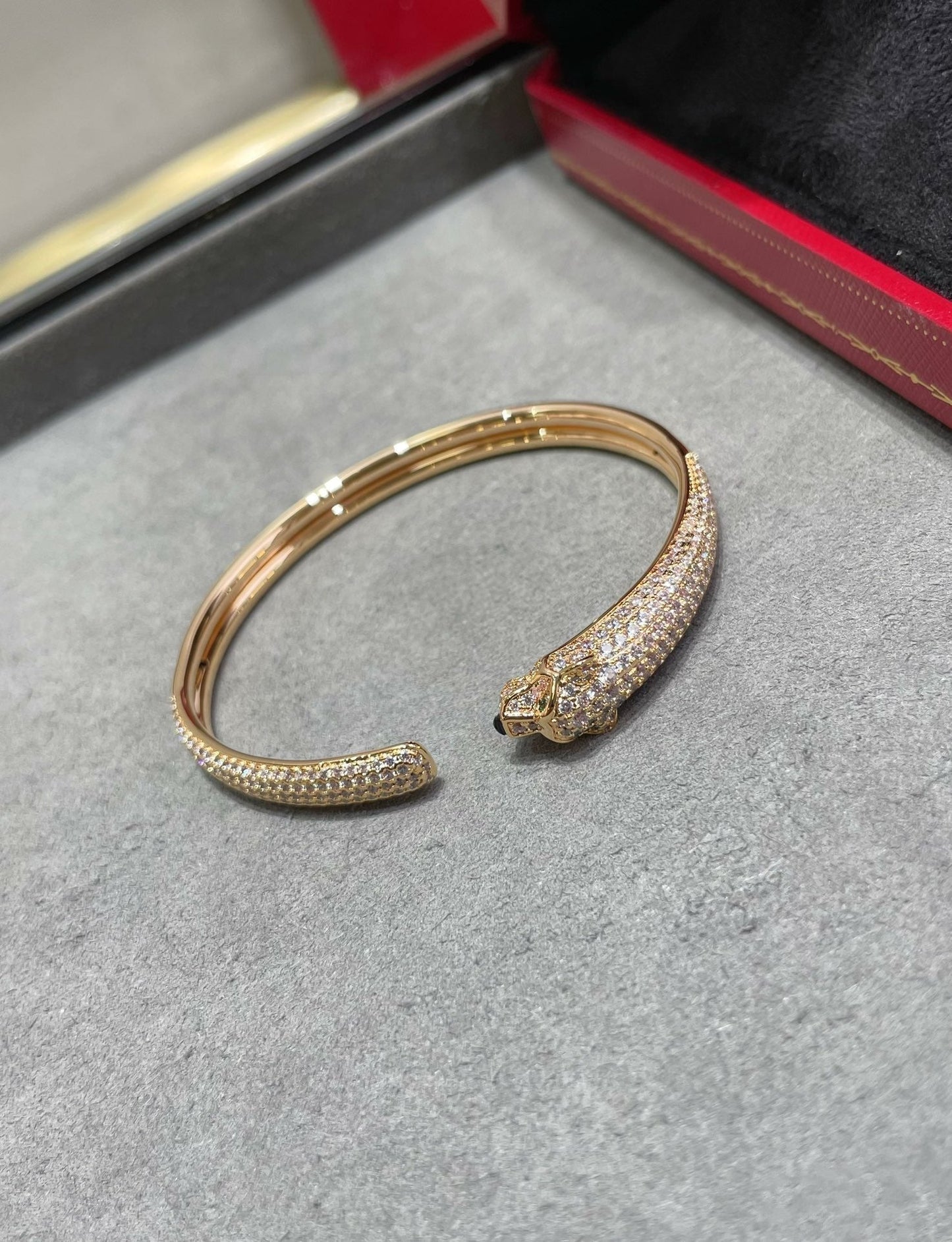 [Rosla]PANTHERE FULL DIAMOND OPEN BRACELET