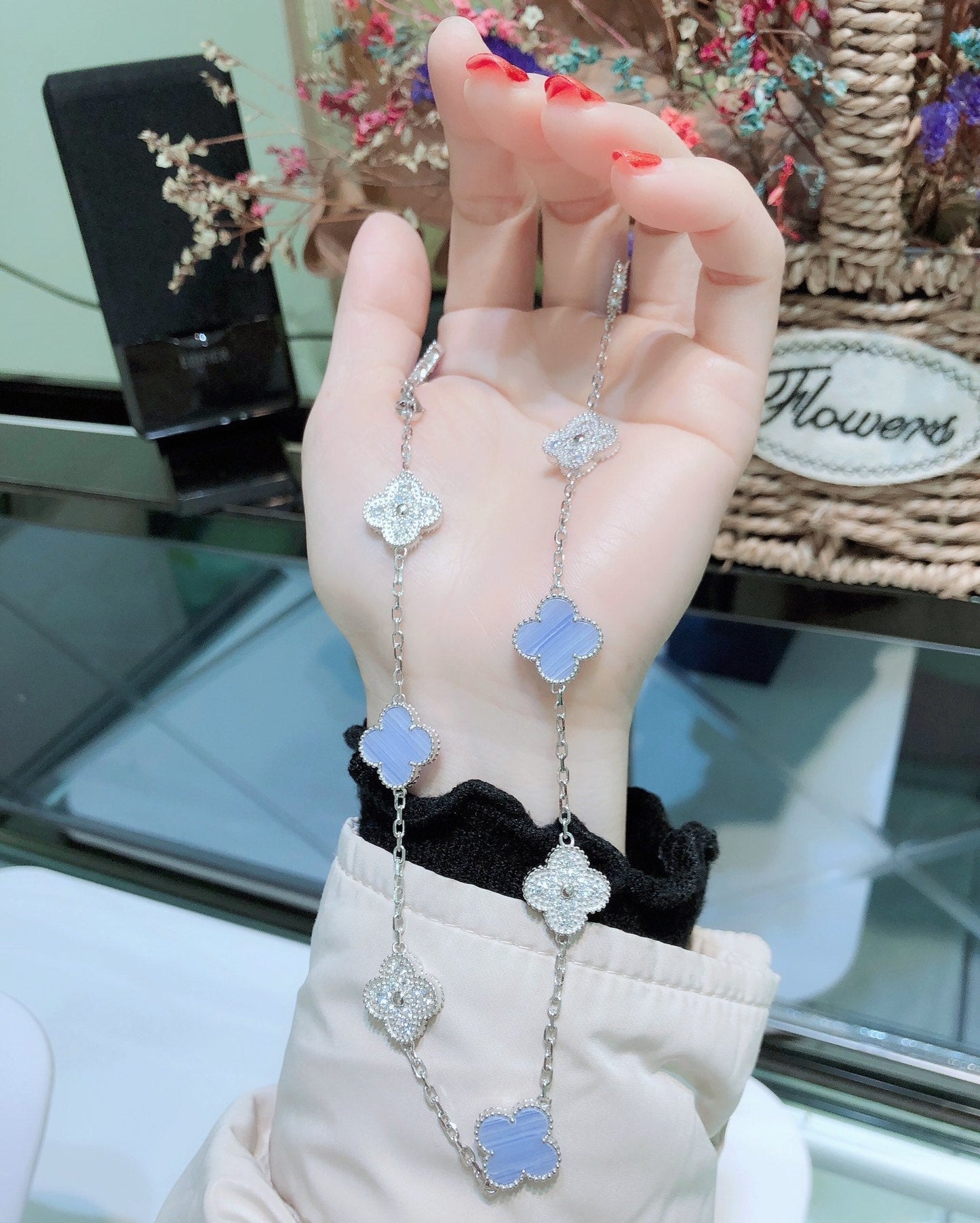 [Rosla]CLOVER 10 MOTIFS CHALCEDONY DIAMONDS SILVER NECKLACE